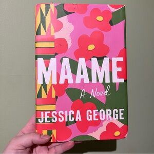 📚 4/25$ 📚 Maame Hardcover Book